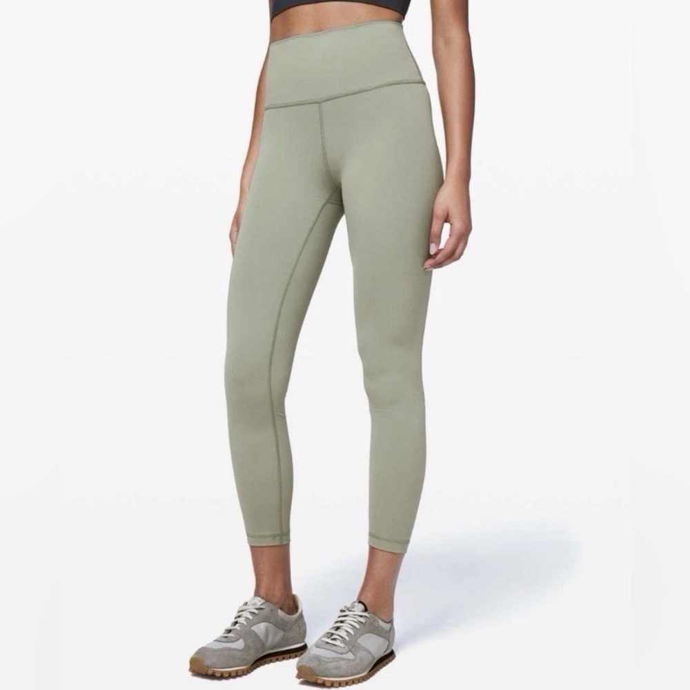 Lululemon Wunder Under High Rise Tight 25” Size 12